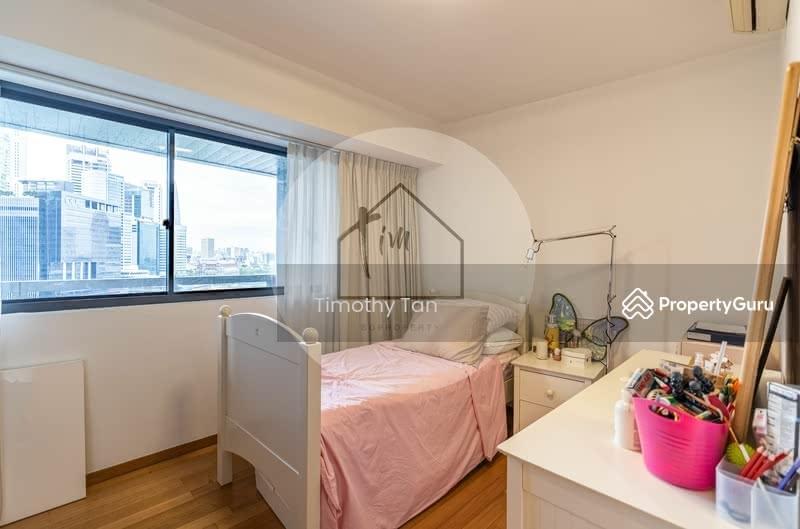 Condominium for Sale, Marina Bay Residences, SGD 3,880,000 | 99-year lease