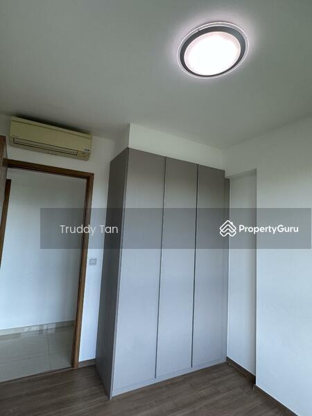 Condominium for Sale: Pasir Ris, D18, 519532