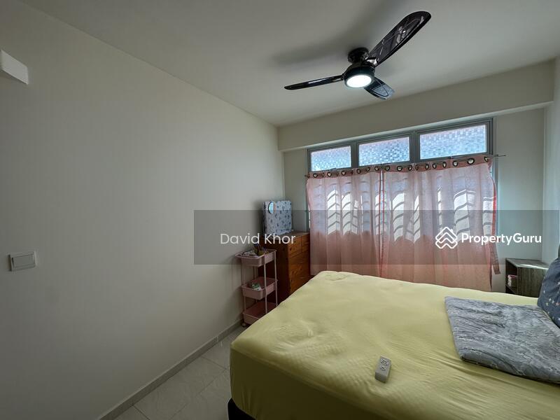 HDB Flat for Sale, 448C Bukit Batok West Avenue 9, SGD 517,000 | 99-year lease