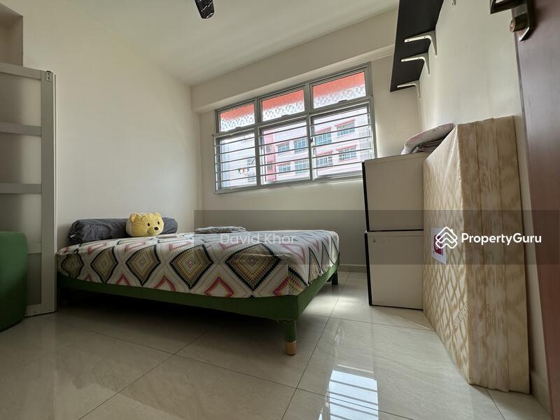 HDB Flat for Sale, 448C Bukit Batok West Avenue 9, SGD 517,000 | 99-year lease