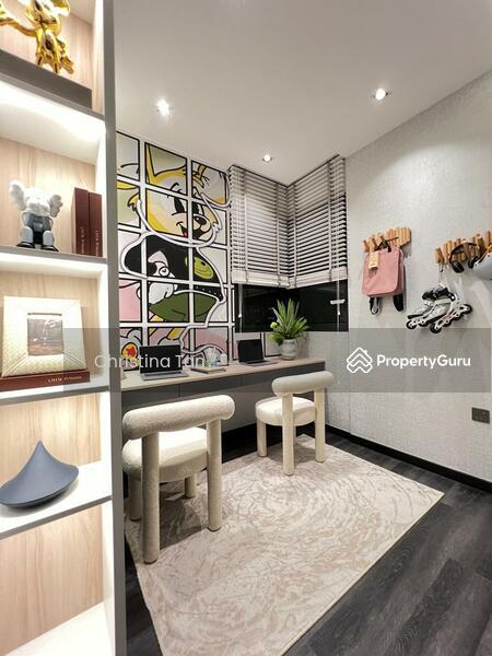 Blossoms By The Park