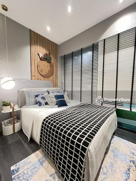 Blossoms By The Park