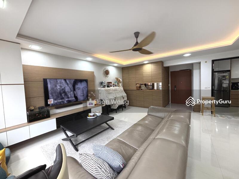 HDB Flat for Sale, 674B Fern Grove @ Yishun, SGD 830,000 | 99-year lease