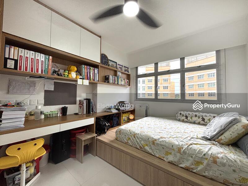 HDB Flat for Sale, 674B Fern Grove @ Yishun, SGD 830,000 | 99-year lease