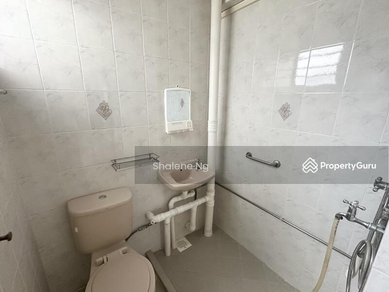 HDB Flat for Sale, 530 Bedok North Street 3, SGD 430,000 | 99-year lease