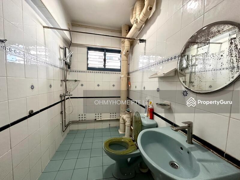 HDB Flat for Sale, 468B Admiralty Drive, SGD 699,000 | 99-year lease