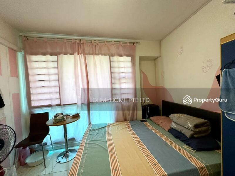 HDB Flat for Sale, 468B Admiralty Drive, SGD 699,000 | 99-year lease