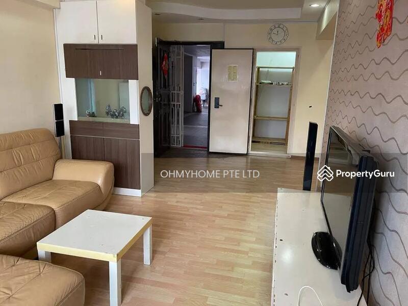 HDB Flat for Sale: Choa Chu Kang, D23, 683687