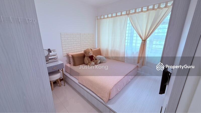 HDB Flat for Sale, 418A Fernvale Link, SGD 418,000 | 99-year lease