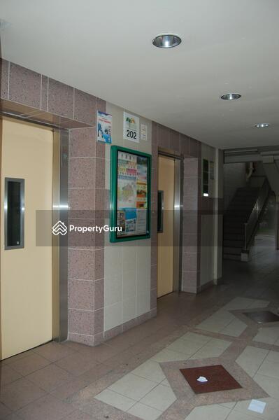 HDB Flat for Sale, 202 Tampines Street 21, SGD 478,000 | 99-year lease