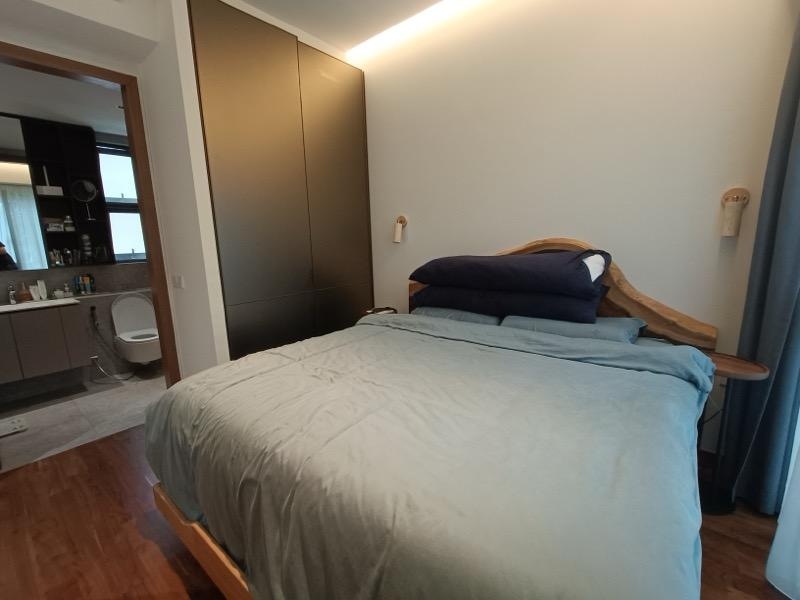 Verdale Condominium For Sale, $1,500,000, 2 Bed 2 Bath 732 sqft $2,049.00 psf