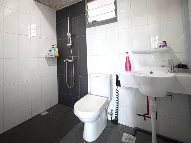 316D Punggol Way HDB Apartment For Sale, $820,000, 3 Bed 2 Bath 1,216 sqft $674.00 psf