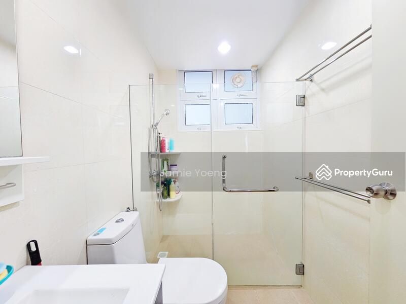 Condominium for Sale: D19, 546079
