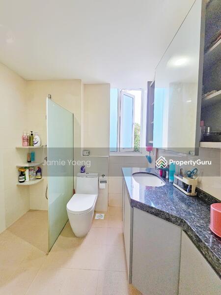 Condominium for Sale: D19, 546079