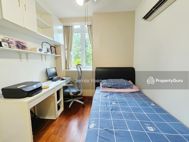 Condominium for Sale: D19, 546079