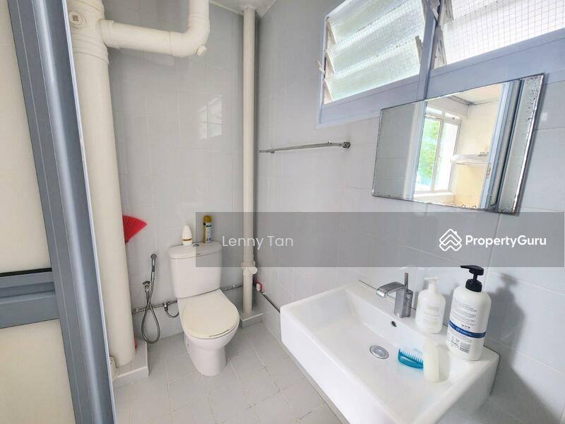 HDB Flat for Sale, 407 Tampines Street 41, SGD 430,000 | 99-year lease