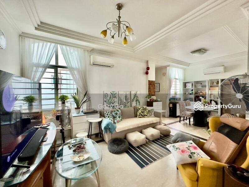 Prop-GPT: Condominium: D15  De Casalle