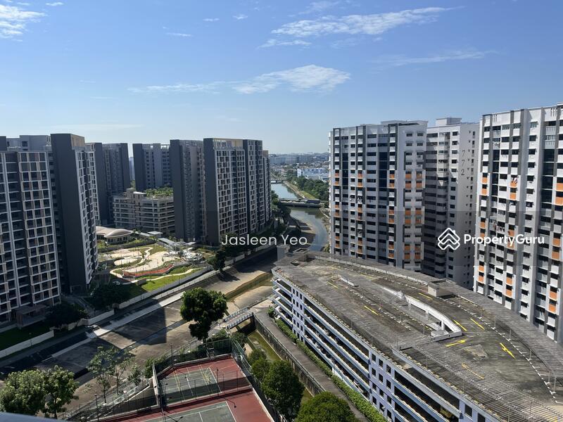 Prop-GPT: Condominium: D16  Aquarius By The Park