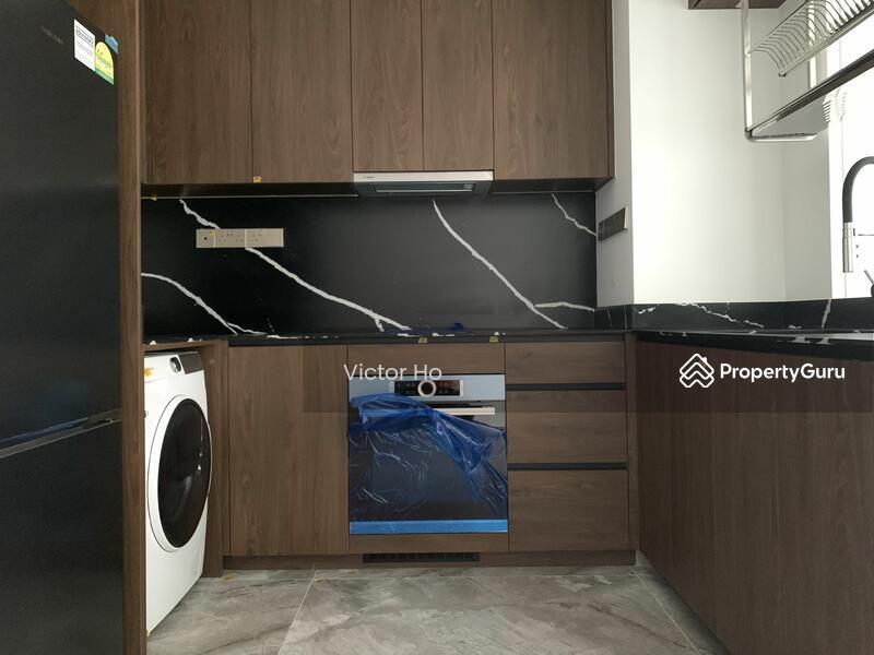 Condominium for Sale, The Commodore, SGD 1,395,000 | 99-year lease