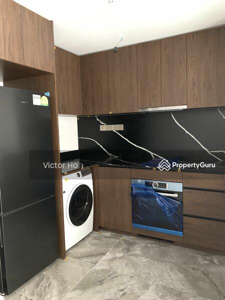 Condominium for Sale, The Commodore, SGD 1,395,000 | 99-year lease