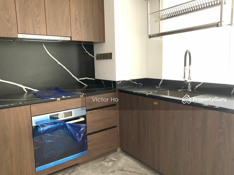 Condominium for Sale, The Commodore, SGD 1,395,000 | 99-year lease