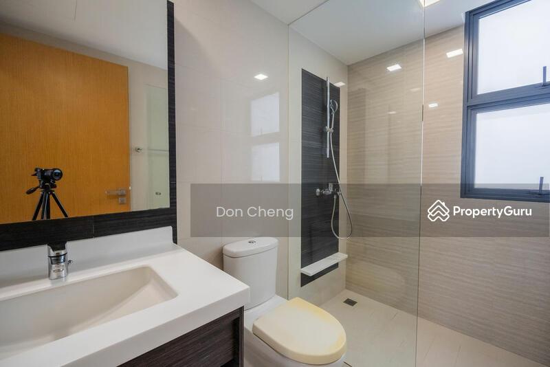 Executive Condominium for Sale: D23, 677722