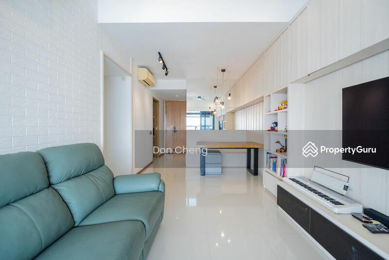 Executive Condominium for Sale: D23, 677722