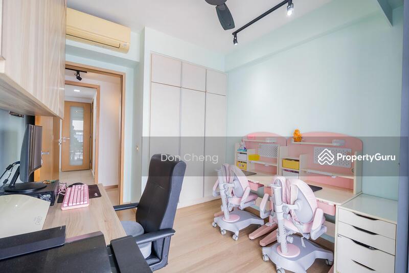 Executive Condominium for Sale: D23, 677722