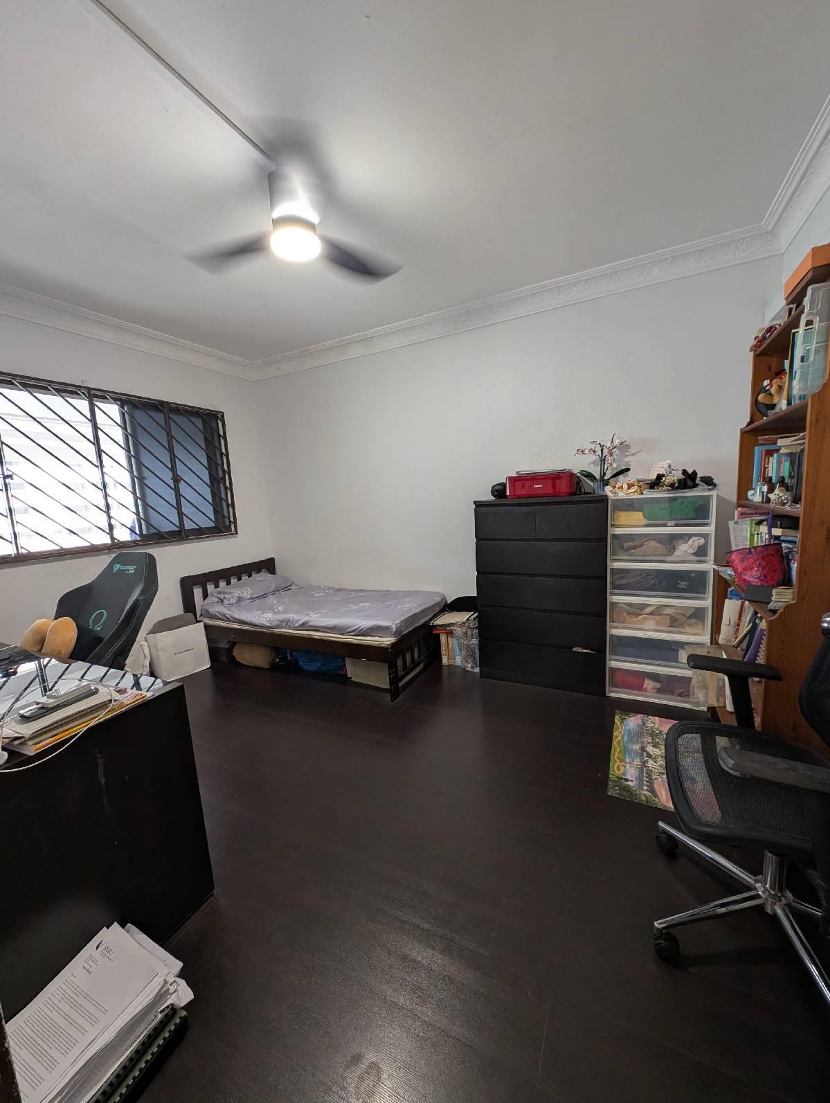 HDB Apartment for Sale, 260 Bukit Batok East Avenue 4 HDB Apartment For Sale, $430,000, 2 Bed 2 Bath 786 sqft $547.00 psf, SGD 430,000 | 99-year Leasehold