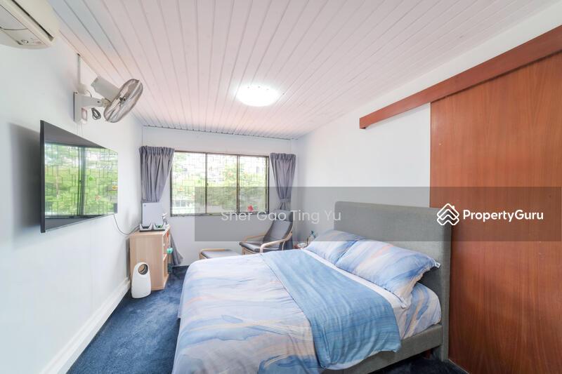 Semi-Detached for Sale: D16, 040404