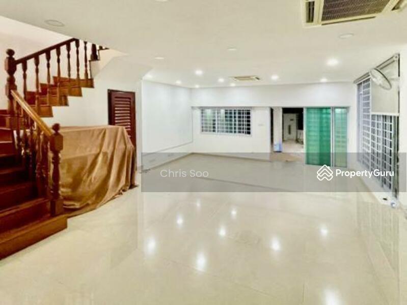 Semi-Detached for Sale: D20, 789333