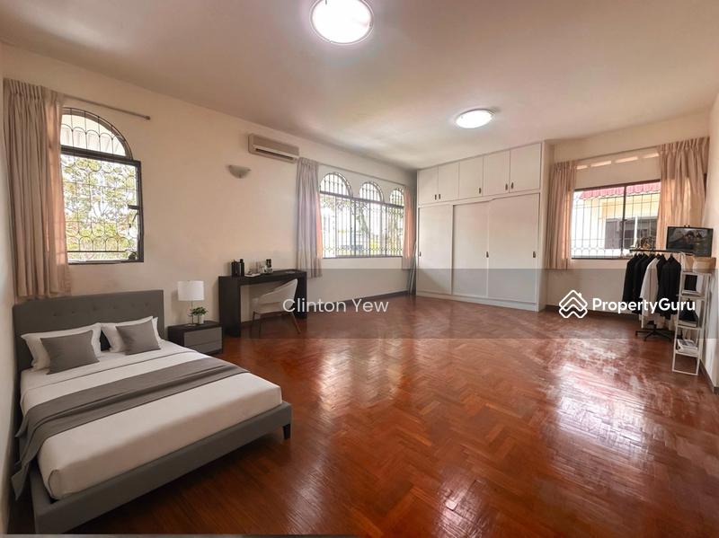 Semi-Detached for Sale, Large 999 Semi-D 5mins walk from Tan Kah Kee MRT, SGD 10,800,000 | 999-year lease