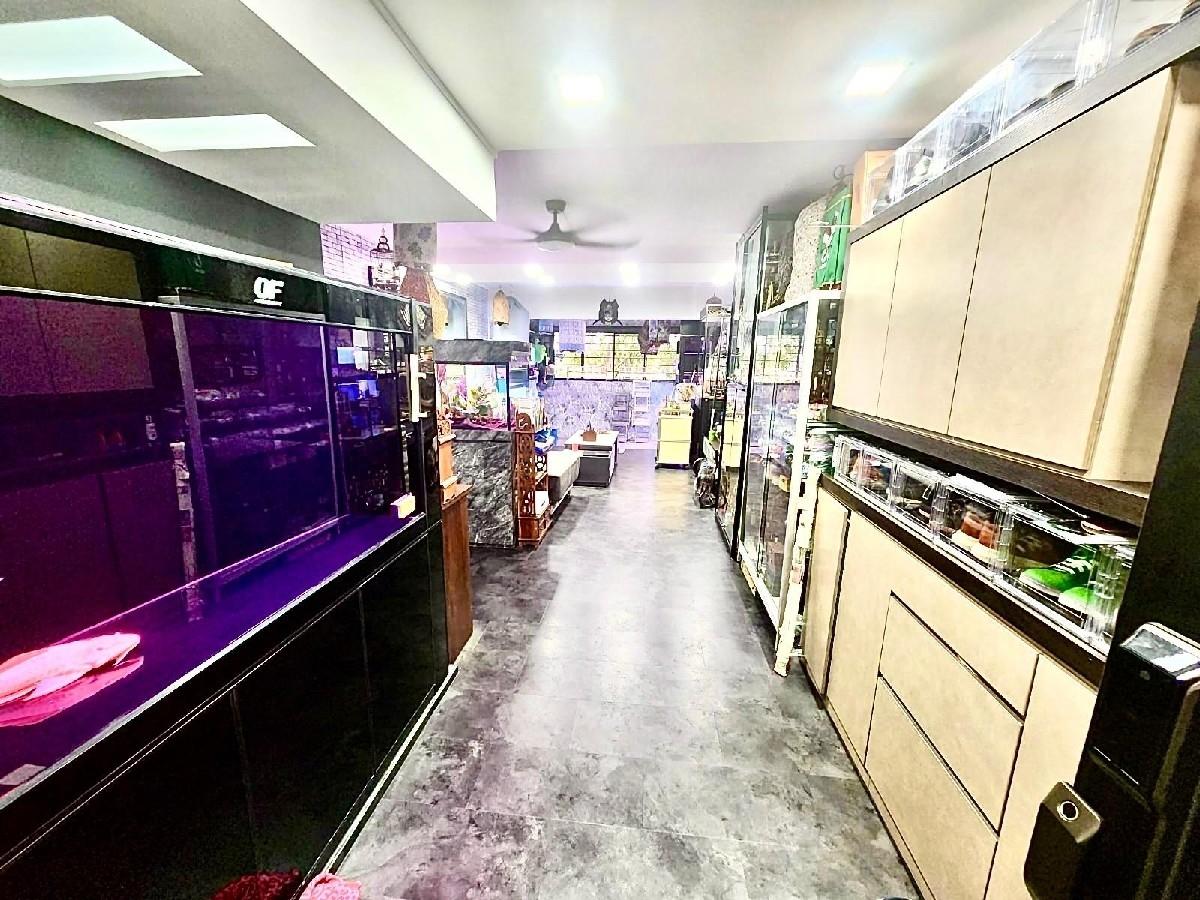HDB Apartment for Sale, 611 Yishun Street 61 HDB Apartment For Sale, $798,000, 3 Bed 2 Bath 1,528 sqft $522.00 psf, SGD 798,000 | 99-year Leasehold