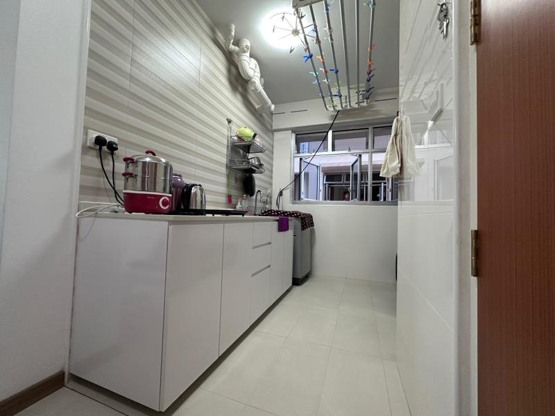 HDB Apartment for Sale, 993B Buangkok Link HDB Apartment For Sale, $388,000, 1 Bed 1 Bath 409 sqft $949.00 psf, SGD 388,000 | 99-year Leasehold