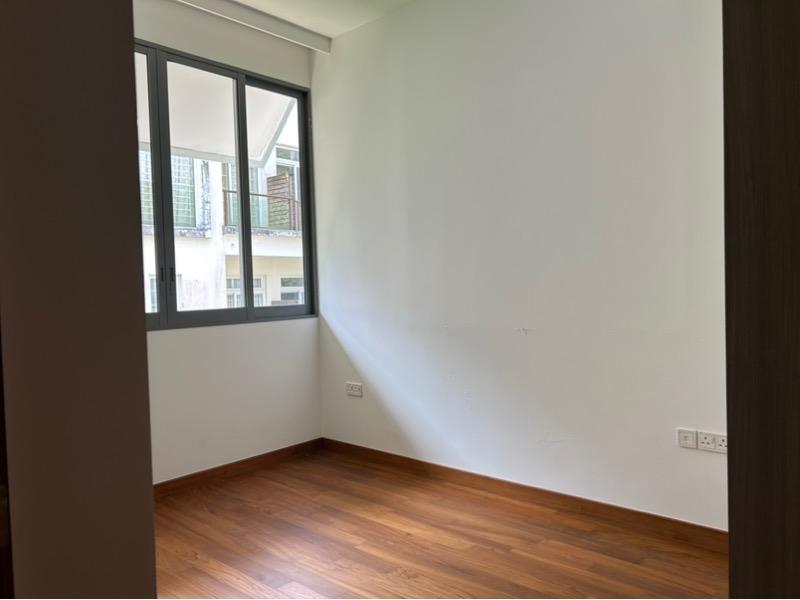 Cluster House for Sale, Greenwood Mews Cluster House For Sale, $4,726,118, 5 Bed 4 Bath 3,315 sqft $1,426.00 psf, SGD 4,726,118 | 103-year Leasehold