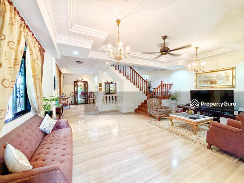 Corner Terrace for Sale: D14, 416682