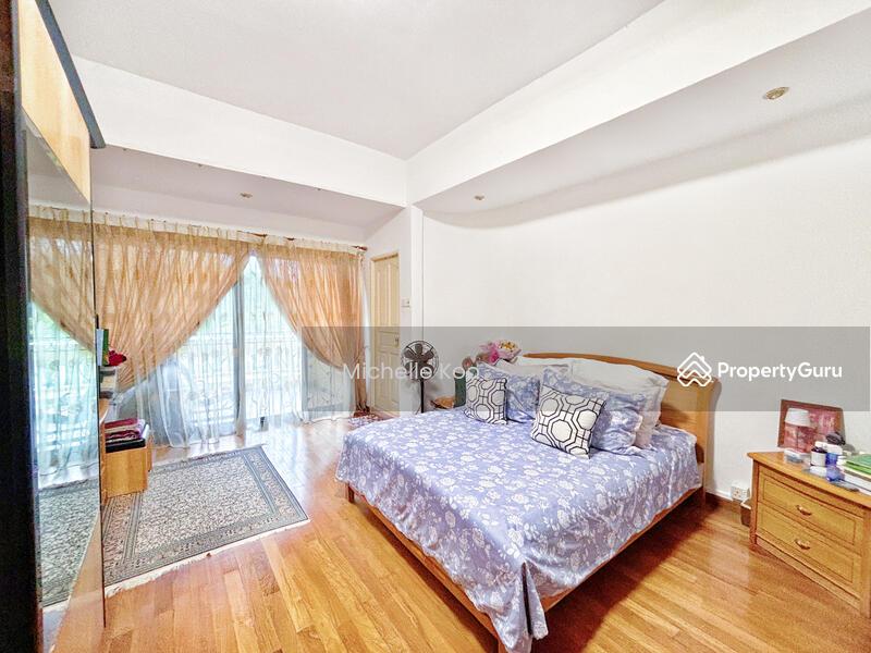 Corner Terrace for Sale: D14, 416682