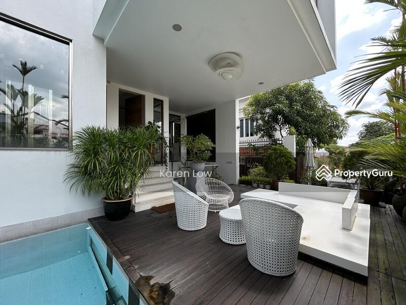 Prop-GPT: Detached: D10  ? STAR BUY FREEHOLD ELEGANT AND MODERN HOUSE NEAR SIXTH AVE ?? CALL 8897 I732