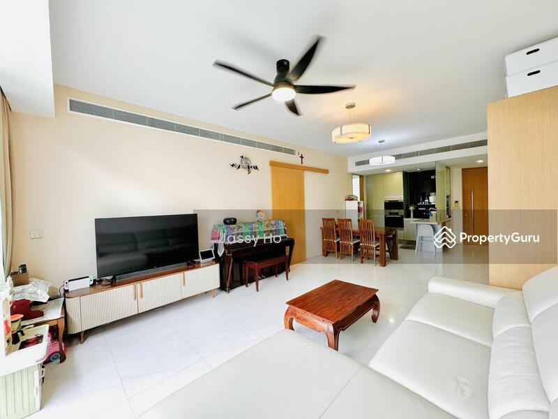 Prop-GPT: Apartment: D09 Cairnhill The Vermont On Cairnhill