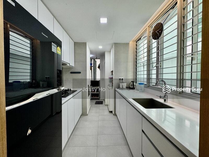 Apartment for Sale, The Vermont On Cairnhill, SGD 3,990,000 | Freehold