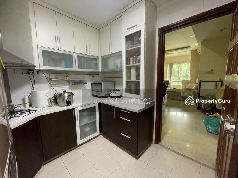 Condominium for Sale: D21, 597594