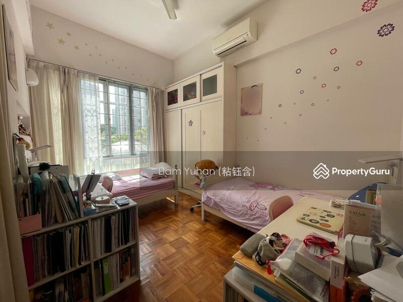 Condominium for Sale: D21, 597594
