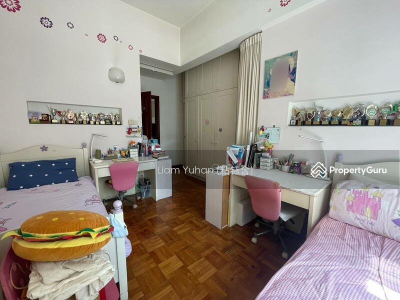 Condominium for Sale: D21, 597594