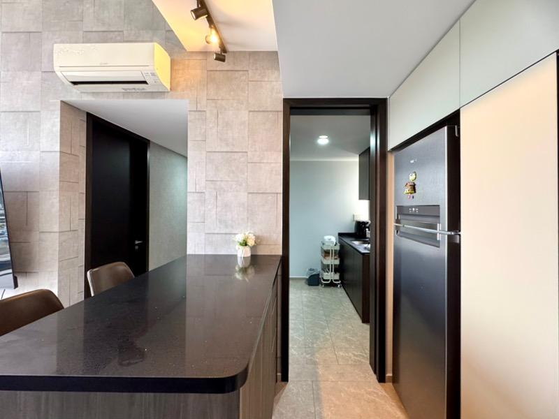Condominium for Sale, Park Colonial Condominium For Sale, $2,780,000, 4 Bed 3 Bath 1,345 sqft $2,067.00 psf, SGD 2,780,000 | 99-year Leasehold