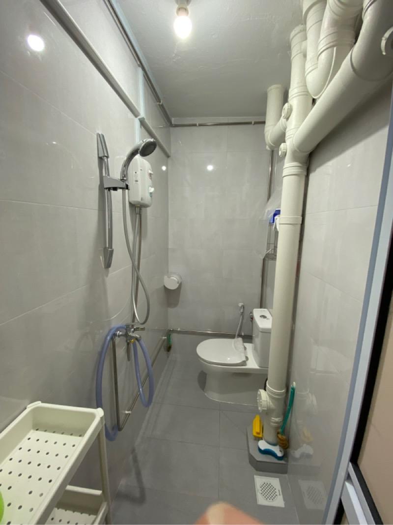 HDB Apartment for Sale, 34 Jalan Bahagia HDB Apartment For Sale, $320,000, 2 Bed 1 Bath 570 sqft $561.00 psf, SGD 320,000 | 99-year Leasehold