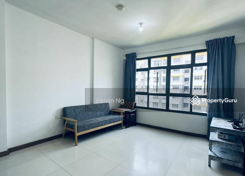 Prop-GPT: HDB Flat: D27 Yishun 478B Yishun Street 44