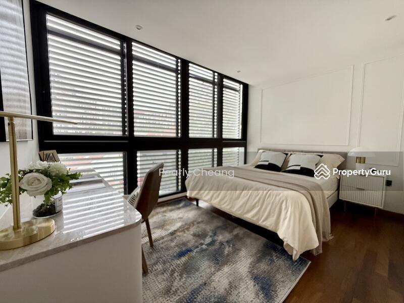 Terrace for Sale: D17, 508861