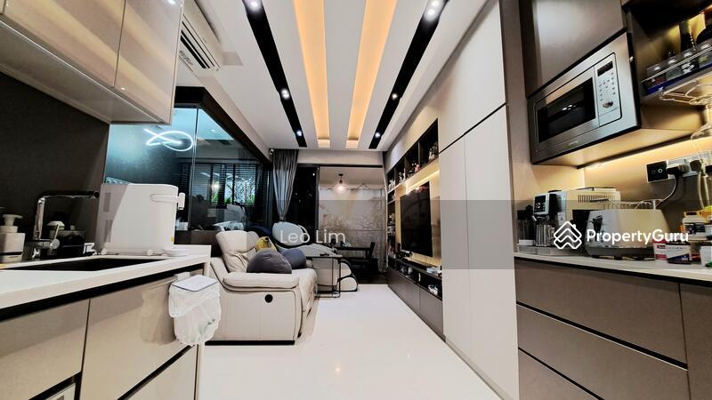 Prop-GPT: Condominium: D09 Cairnhill Sophia Hills