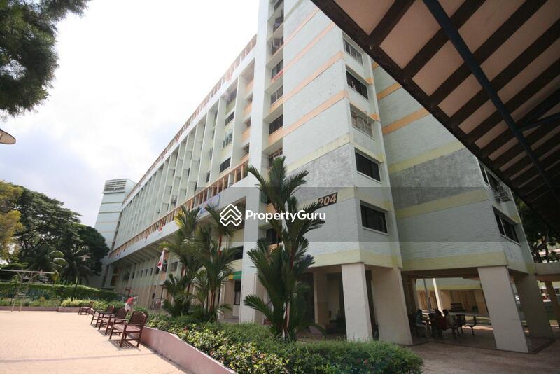 HDB Flat for Sale, 204 Jurong East Street 21, SGD 600,000 | 99-year lease