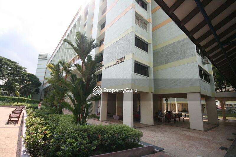 HDB Flat for Sale, 204 Jurong East Street 21, SGD 600,000 | 99-year lease